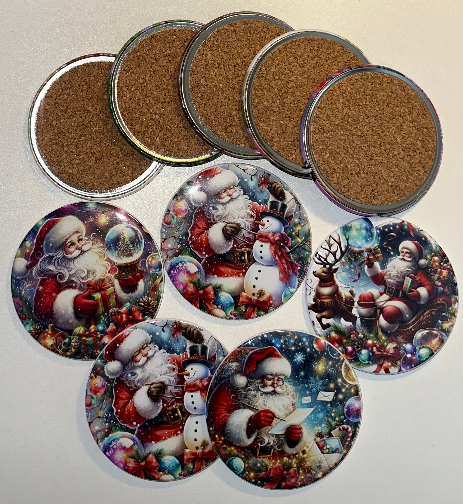 Santa Claus Holiday Drink Coasters Set magnetsbykathi