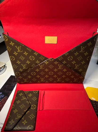 Mark Business Laptop Folder magnetsbykathi